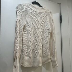 LOFT like new White / Cream Knit Sweater - XS